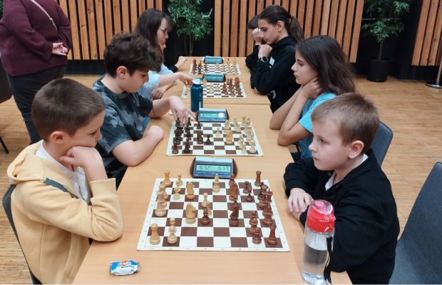 Balr�l Hanti Samu, Kov�cs Korn�l, Hab�ny Csinszka